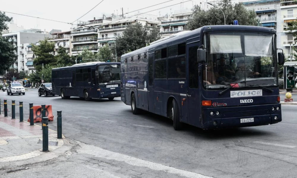 ΕΛ.ΑΣ: Απαγόρευση μετακινήσης οπαδών για τους αγώνες ΑΕΚ και Ολυμπιακού